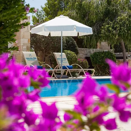 Willa Aphrodite Hills Superior Villas Superior 0400 Air Conditioning 3 Bedrooms *