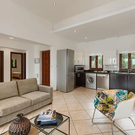 Aphrodite Hills Superior Villas Superior 0400 Air Conditioning 3 Bedrooms Villa *
